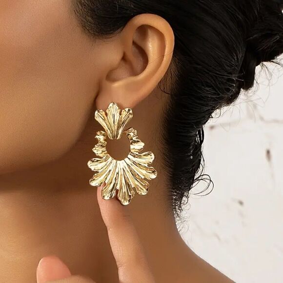 Vintage style drop earrings A790 - Picture 2 of 5